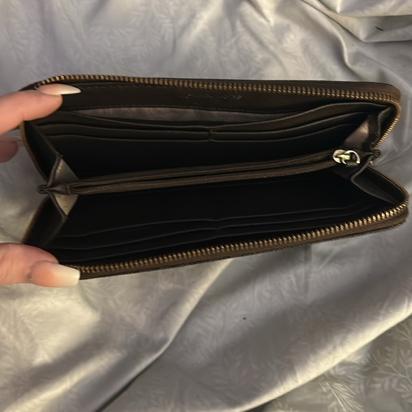 Michael Kors Signature Monogrammed Wallet - Picture 2 of 2